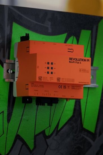 csm_revpi-flat-card_847e90c218